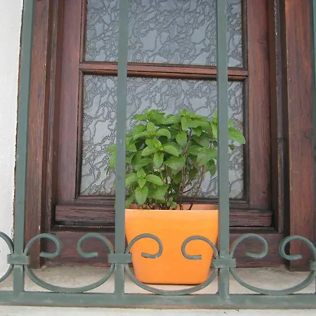 Apartment Felitsia & Studios