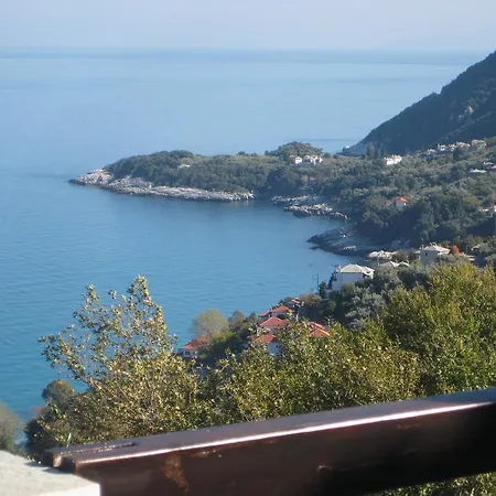 Apartment Felitsia & Studios