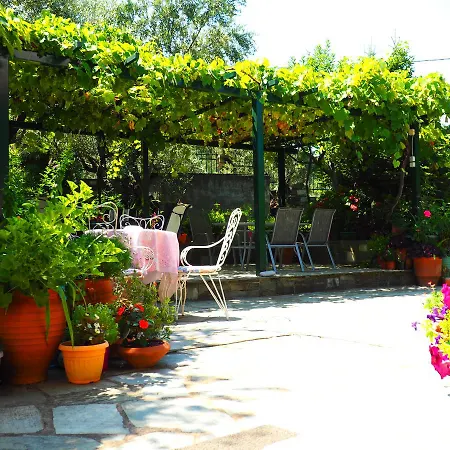 Felitsia & Studios * Agios Ioannis (Thessaly)